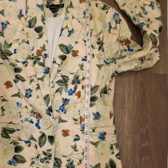 Smashed Lemon Butterfly & Floral Blazer Size 8 Blush Pink & Multi Colored - Picture 10 of 11